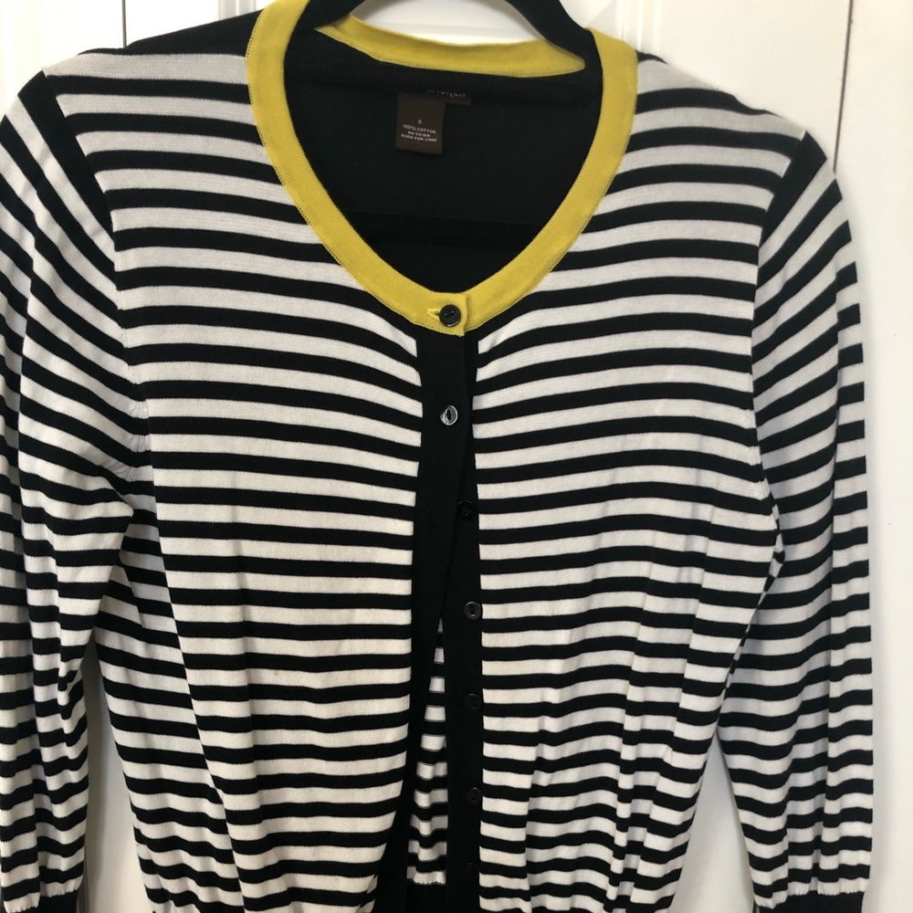 Sweet sweater size small multicolor